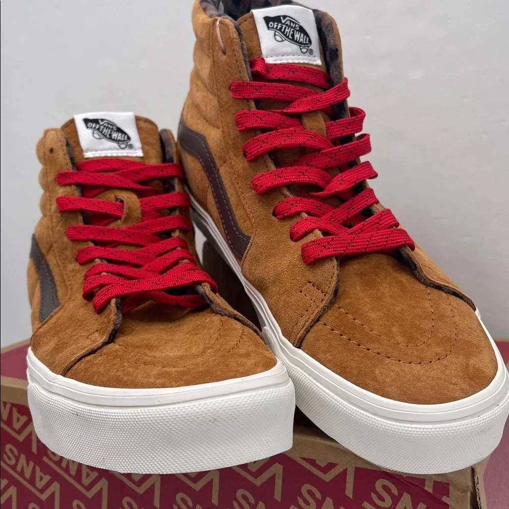 Vans Men’s Tan High-Top Sneakers Sk8-Hi
Pig Suede Plaid Glazed Glaze 
Sneakers - Picture 6 of 16